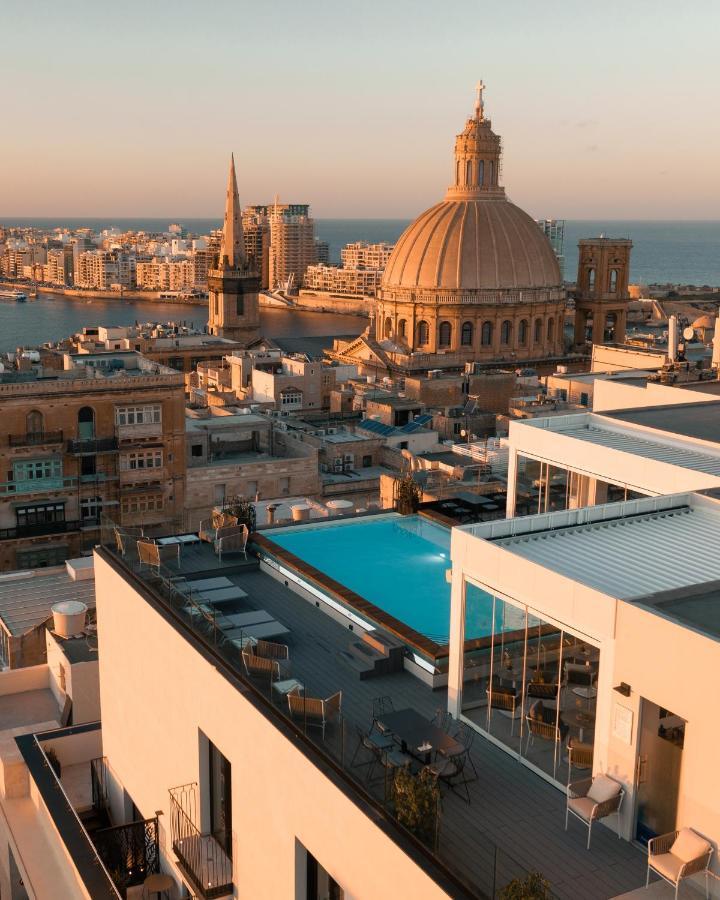 The Embassy Valletta Hotel エクステリア 写真